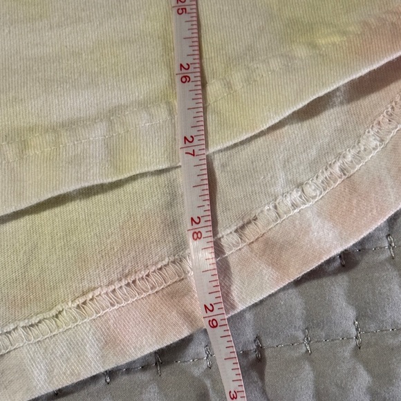 Spirit Jersey Tie-Dye V-Neck Long Sleeve Top size XS but is oversized - Picture 5 of 6